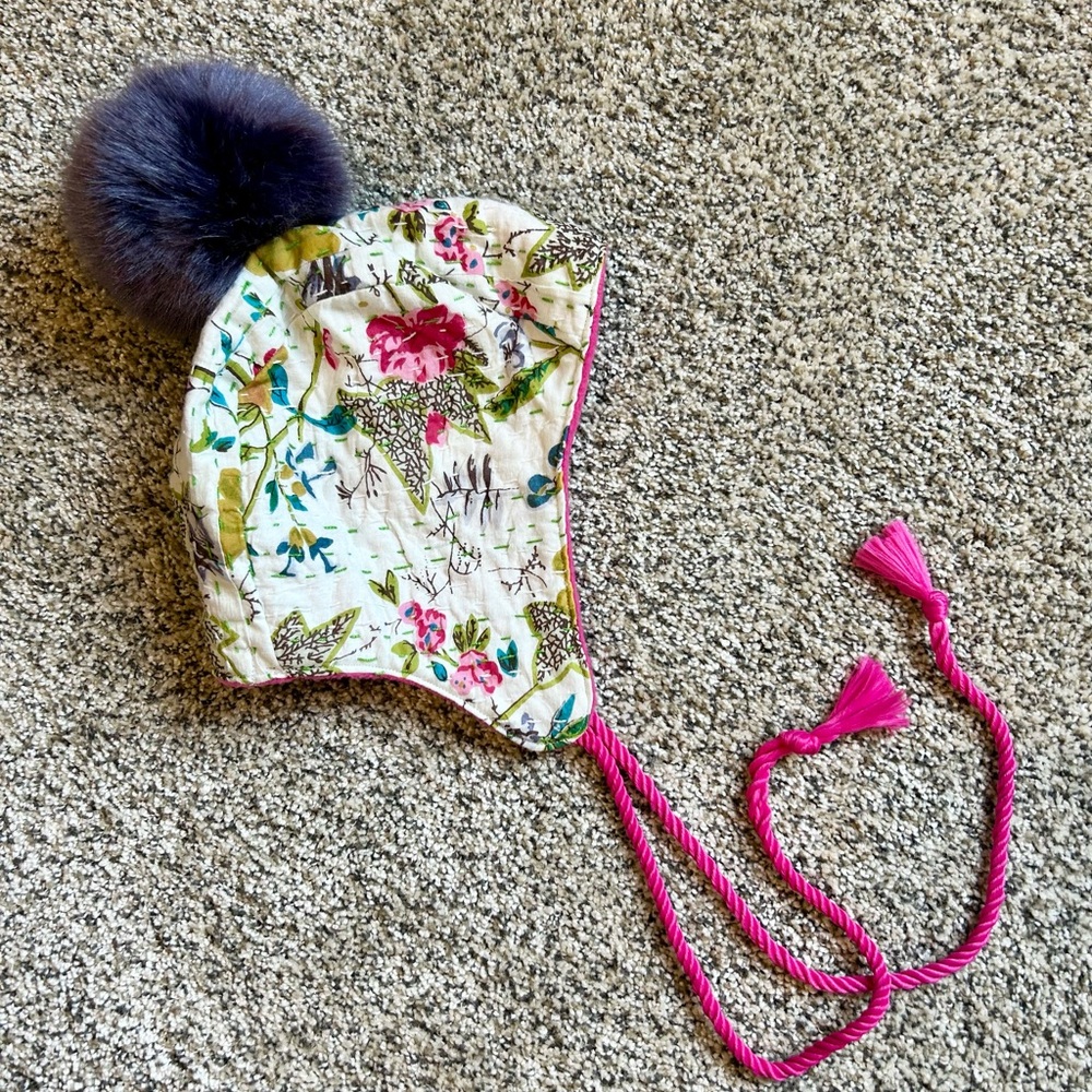 Lunaflect Co. bonnet